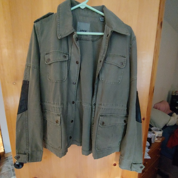 levis army green jacket